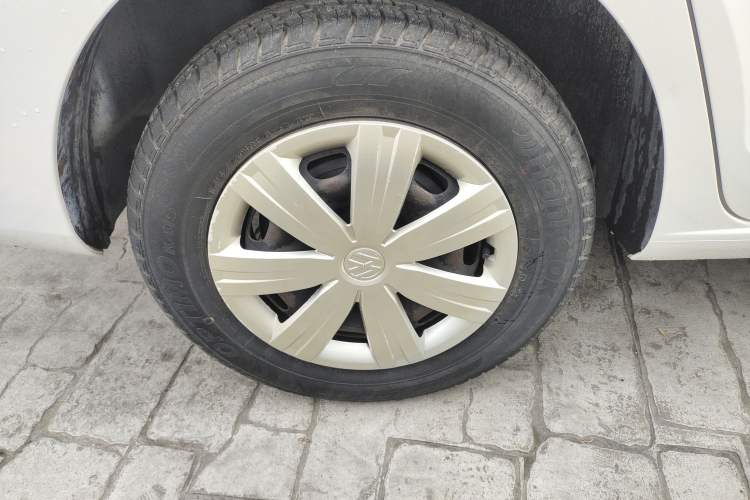 Used Volkswagen Jetta 2015 Value Edition 1.6L Manual Fashionable Style