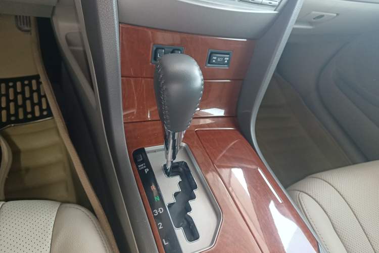 Used Toyota Camry 2013 200G Classic Luxury Edition Gear Lever