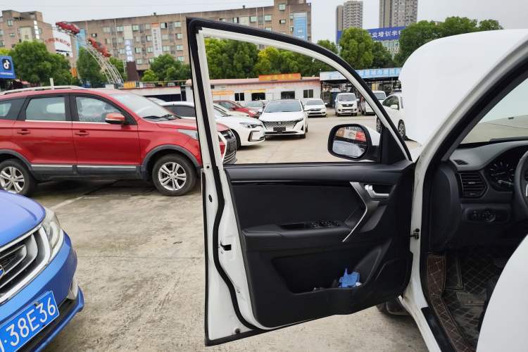 Used Chery Tiggo 3 2016 1.6L CVT ZhiShang Edition