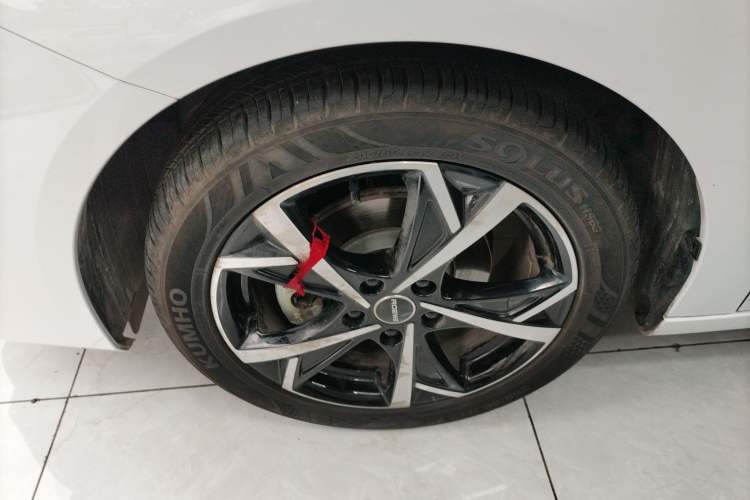 Used Roewe i5 2023 1.5L CVT Luxury Edition
