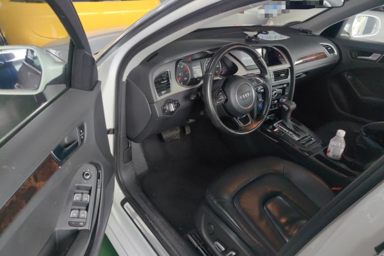 Used Audi A4L 2015 35 TFSI Automatic Comfort Model Driver Seat