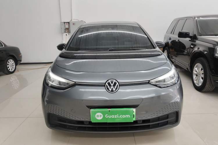 Used Volkswagen ID.3 2025 Smart Edition Outstanding Model
