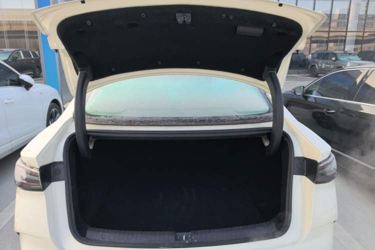 Used BYD Seal 06 New Energy 2026 DM-i Ultra-Enjoyment 128KM Smart Enjoyment Model