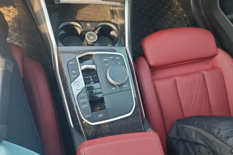 Used BMW 3 Series 2023 325Li M Sport Package Gear Lever