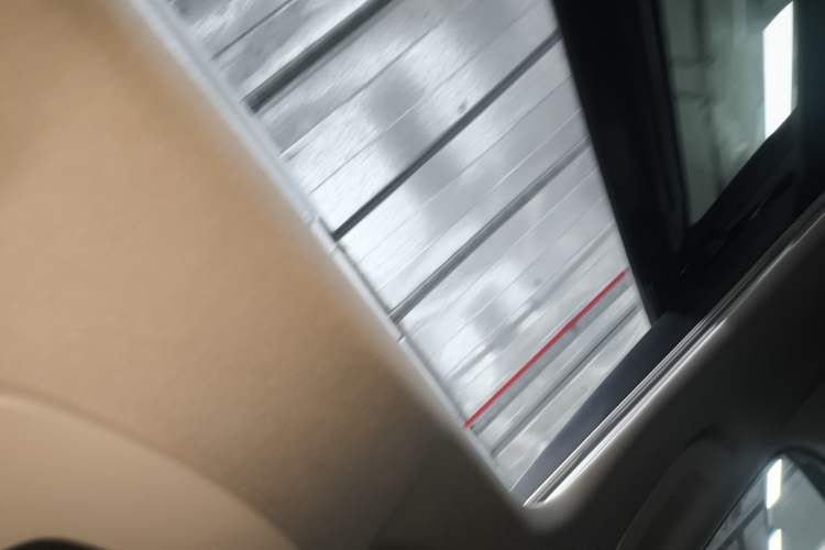 Used Toyota Camry 2023 2.5G Luxury Edition Headliner