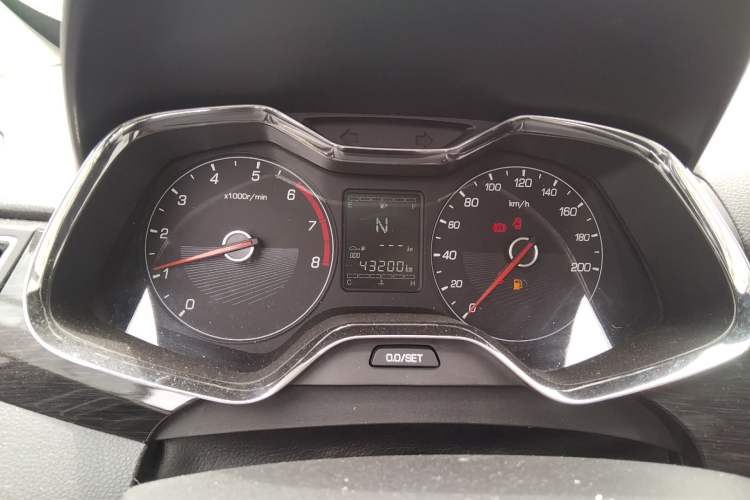 Used Baojun 310 2017 1.5L Automatic Luxury Model
