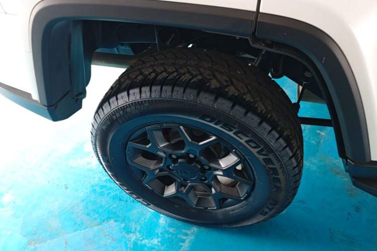 Used BAIC Off-Road BJ40 2024 2.0D Blade Hero Glory Edition

