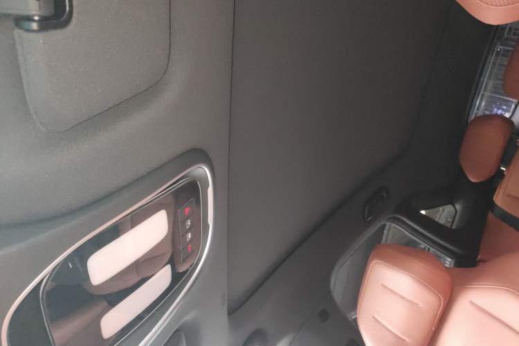 Used Deepal S07 2023 200Max Range-Extended Version
