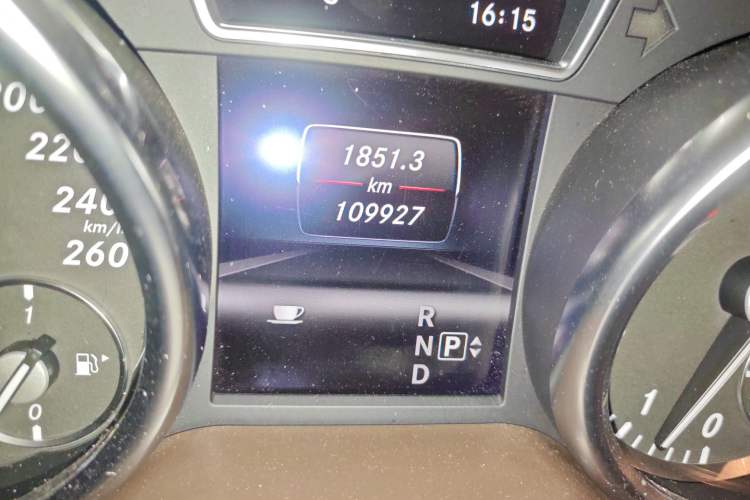 Used Mercedes-Benz M-Class 2012 ML 300