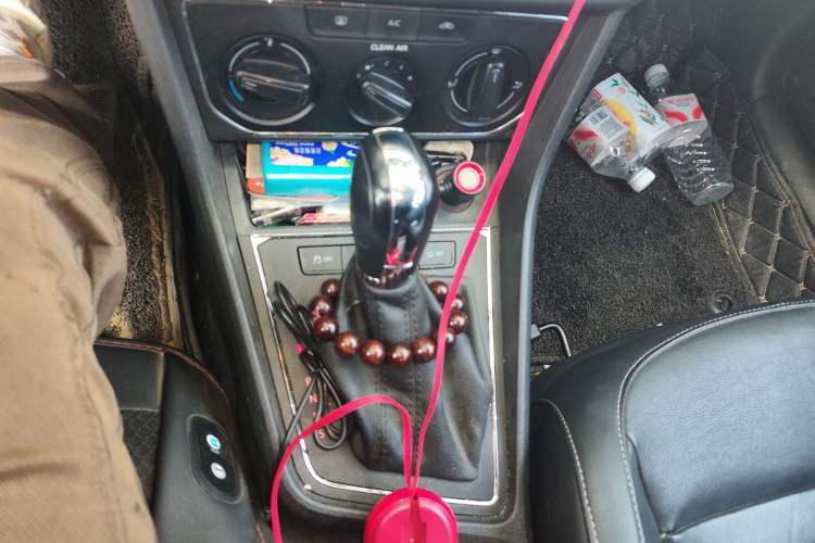 Used Volkswagen Lavida 2015 1.6L Automatic Comfort Edition