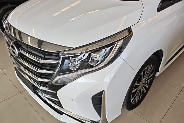 Used GAC Trumpchi M8 2021 Lingxiu Series 390T Ultimate Edition Left Front Headlight