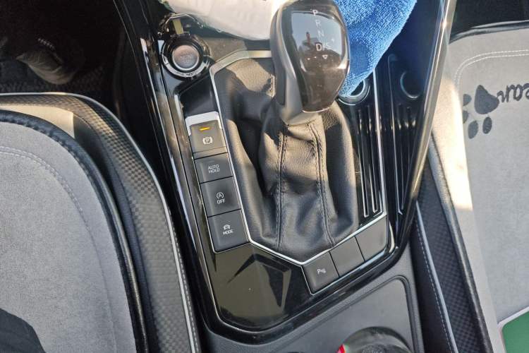 Used Volkswagen Tayron X 2020 330TSI Two-Wheel Drive Luxury Smart Connectivity Version