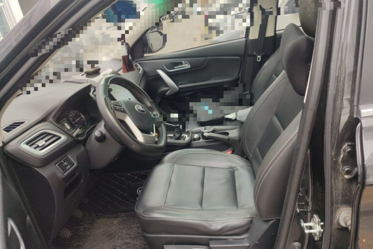 Used SWM X7 2016 1.8L Manual Luxury Edition 7 Seats