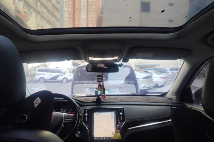 Used Roewe RX5 2016 20T Two-Wheel Drive Automatic Internet Smart Edition
