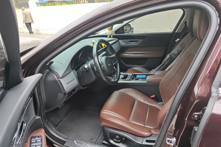 Used Jaguar XF 2016 XF 2.0T Two-Wheel-Drive R-Sport Sport Edition
