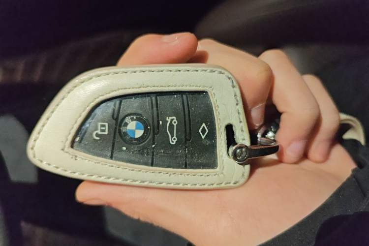 Used BMW X3 2020 xDrive28i Luxury Package Vehicle Key