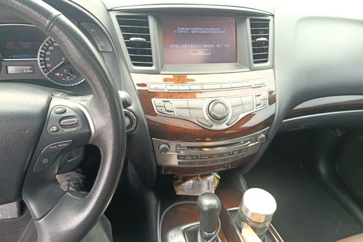 Used Infiniti QX60 2014 3.5L Four-Wheel Drive All-Terrain Version Audio And AC Panel