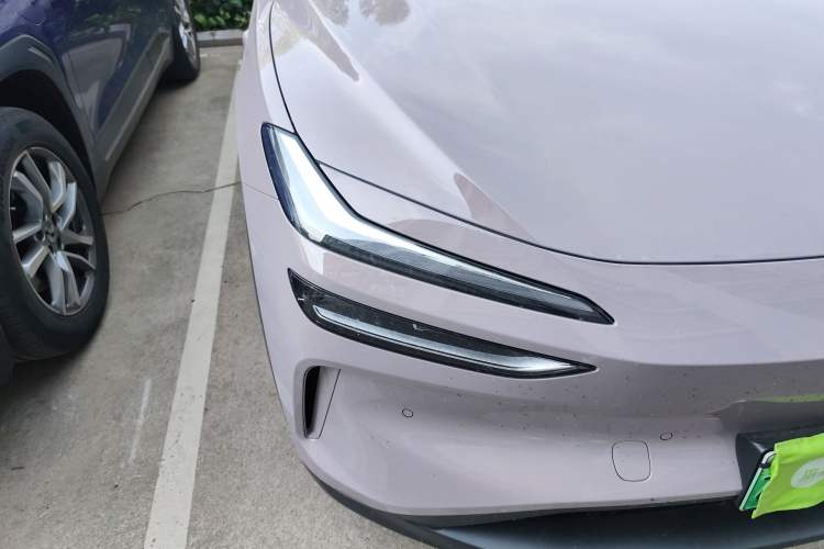 Used ONVO L60 2024 60 kWh Rear-Drive Version Exterior 6