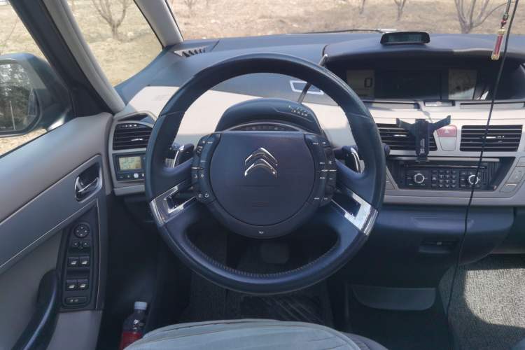 Used Citroen C4 Picasso 2009 Grand 2.0L Comfort Model
