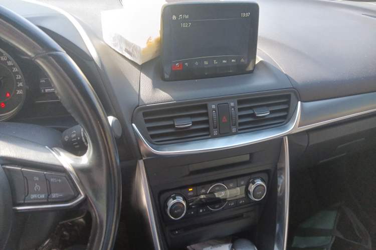 Used Mazda CX-4 2018 2.0L Automatic Two-Wheel Drive Blue Sky Premium Upgrade Version China V Standard
