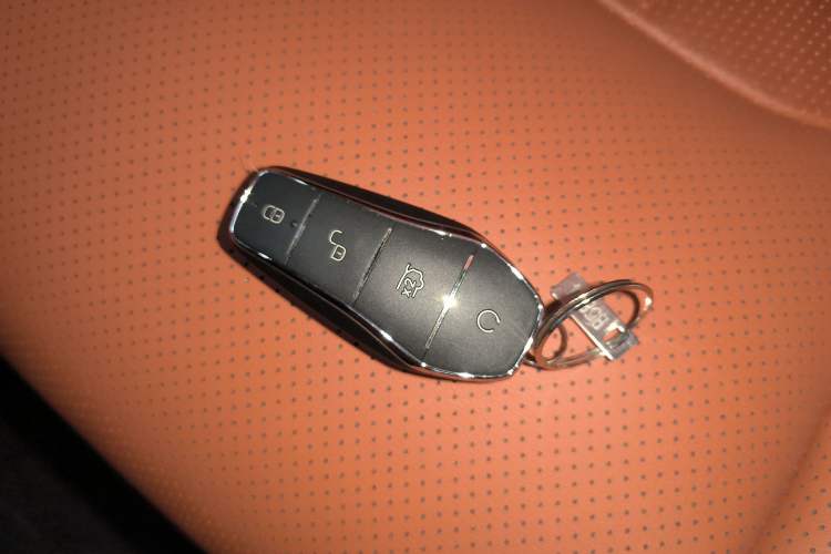 Used BYD Tang L 2025 DM 175KM Drone Player Edition