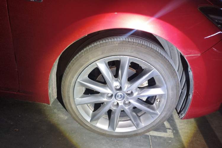 Used Mazda 3 Axela 2017 Hatchback 2.0L Automatic Sport Model China V Emission Standard