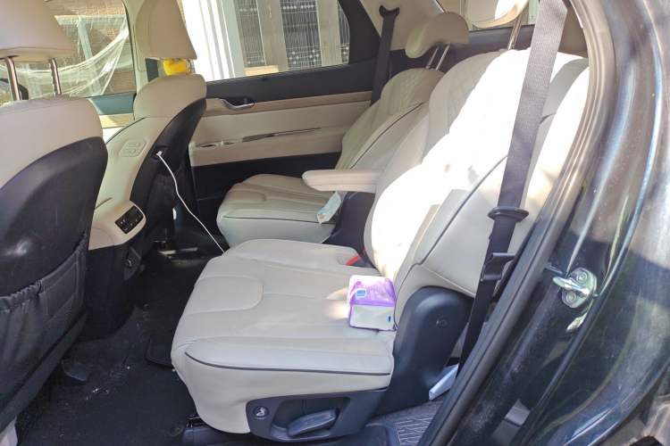 Used Hyundai Palisade 2021 3.5L Automatic 4x4 GLS Left Rear Seat