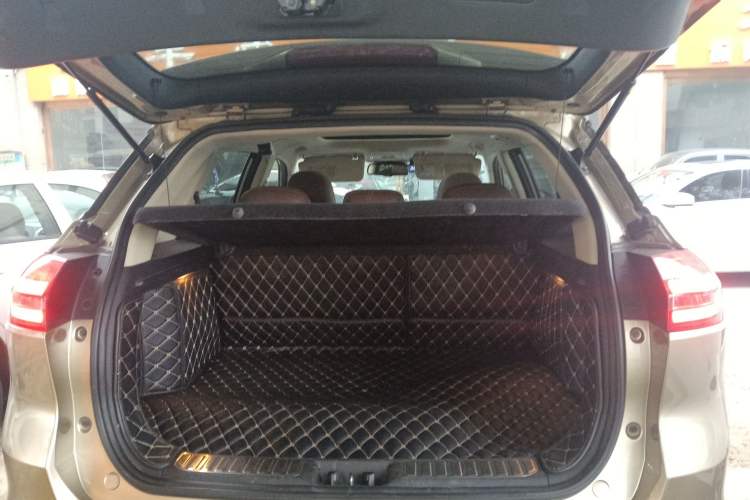 Used Geely Auto Emgrand X7 Sport 2016 1.8TD Automatic ZhiZun Version