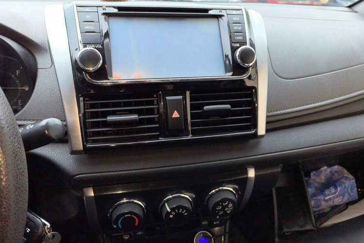 Used Toyota Vios 2014 1.5L Automatic ZhiZhen Edition Audio And AC Panel