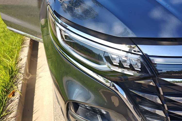 Used Roewe iMAX8 New Energy 2022 Golden Edition
