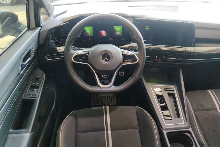 Used Volkswagen Golf 2021 280TSI DSG R-Line Steering Wheel