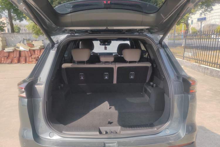 Used Chery Fengyun T8 2025 1.5T 130km Deluxe Version 5 Seats
