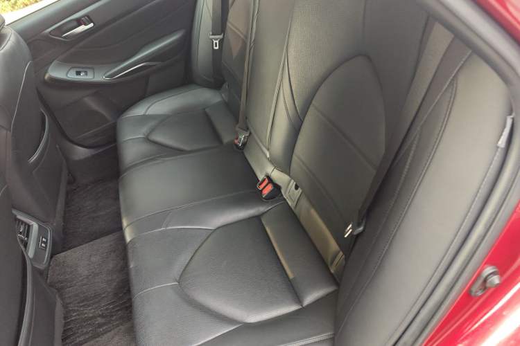 Used Toyota Avalon 2021 2.5L Luxury Edition
