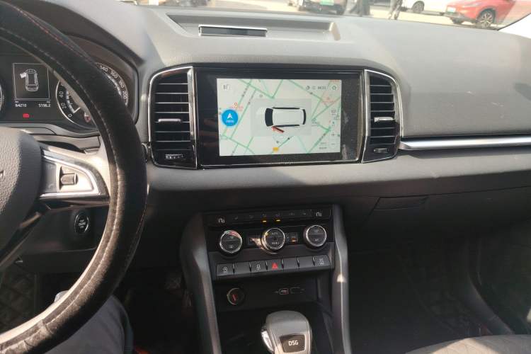 Used Skoda Karoq 2020 TSI280 Smart Drive Technology Edition China VI Audio And AC Panel