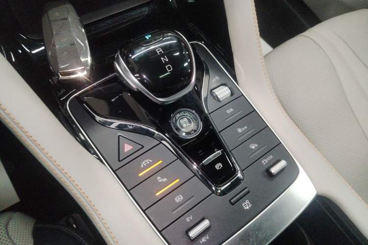 Used BYD Song PLUS New Energy 2021 DM-i 51KM Prestige Model Gear Lever