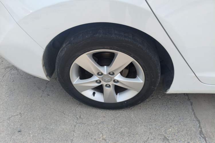 Used Hyundai Elantra (5th Generation / Langdong) 2013 1.6L Automatic Leading Model
