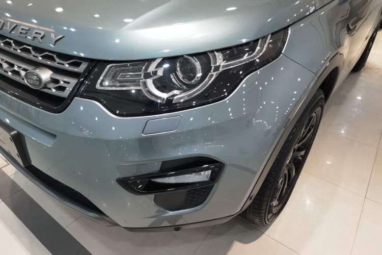 Used Land Rover Discovery Sport 2018 240 PS SE Version
