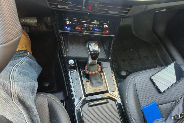 Used Volkswagen Passat 2025 Premium Version 380TSI Dragon Edition