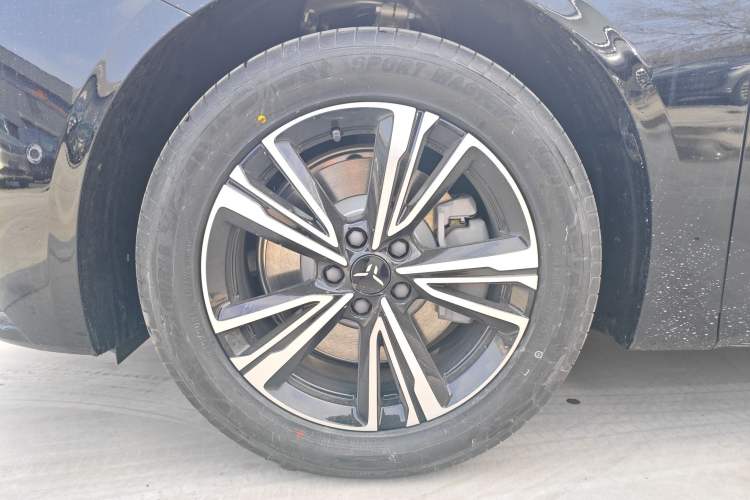 Used Hongqi EH7 2025 600 Smart Selection Edition