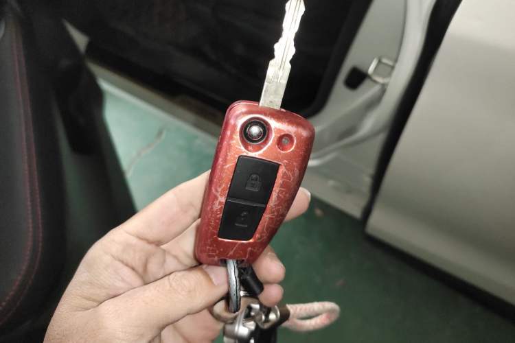 Used Nissan Qashqai 2017 2.0L CVT Elite Edition China V Standard Vehicle Key