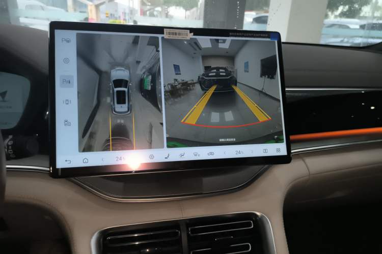 Used BYD Song PLUS New Energy 2025 EV Intelligent Driving Version 520km Premium Model
