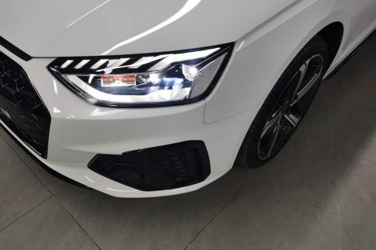 Used Audi A4L 2024 40 TFSI Luxury Dynamic Edition
