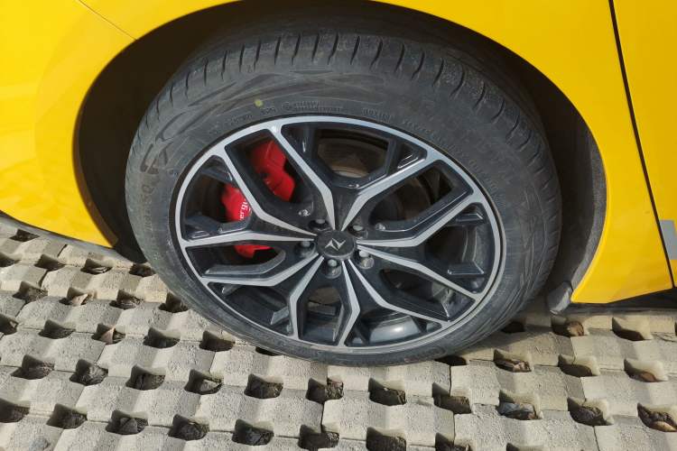 Used Dongfeng eπ eπ007 2025 Model Pure-Electric 565 All-Wheel-Drive Max Leading Edition