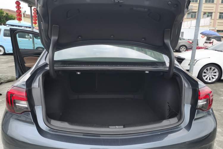 Used Buick Regal 2019 20T Elite Version China VI Standard Trunk