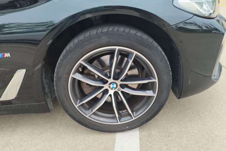 Used BMW 5 Series 2022 Restyled 525Li M Sport Package
