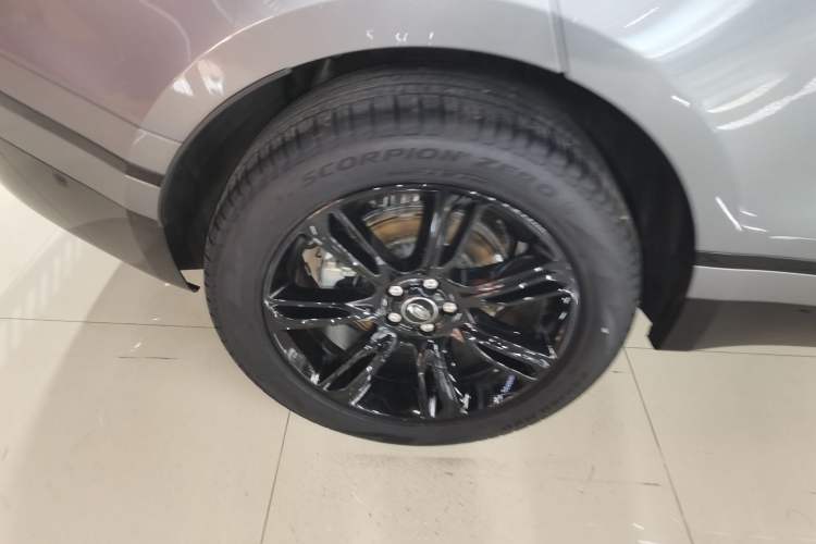 Used Land Rover Range Rover Velar 2023 250 PS Ebony Black Limited Edition