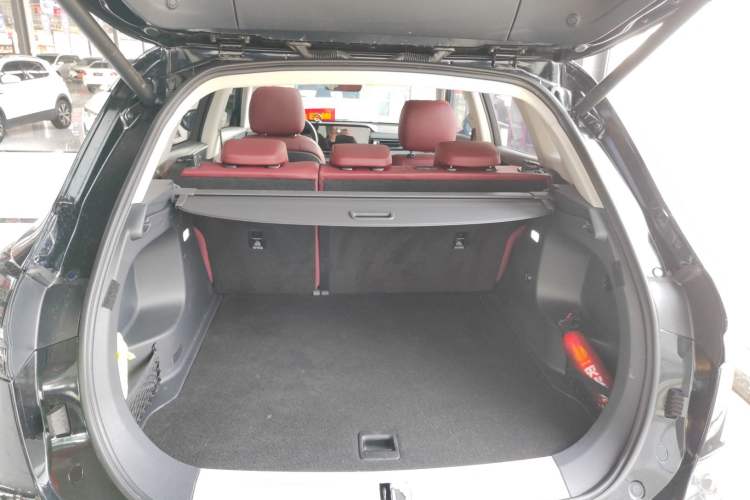 Used Hongqi HS5 2023 2.0T Qixiang Pro Edition
