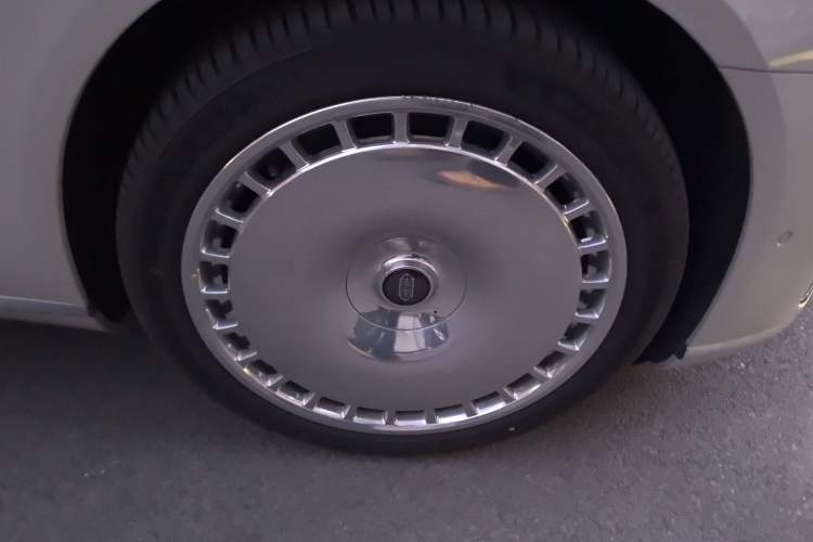 Used Hima S800 2025 Model, Pure Electric Starlight Premium Edition, 5 Seats
