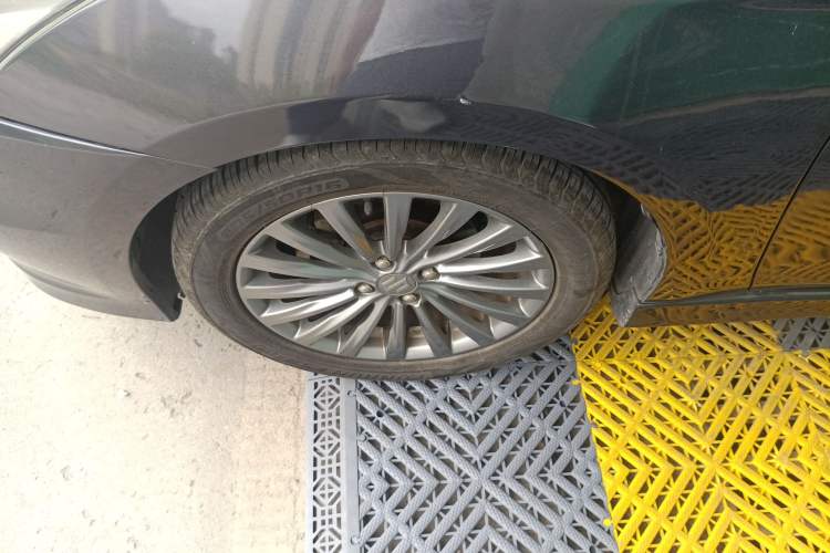 Used Suzuki Alivio 2015 1.6L Automatic Enjoyment Model Exterior 4