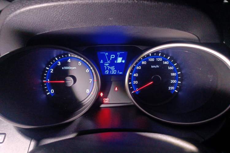 Used Hyundai ix35 2012 2.0L Automatic Two-Wheel Drive Elite Edition GLS
